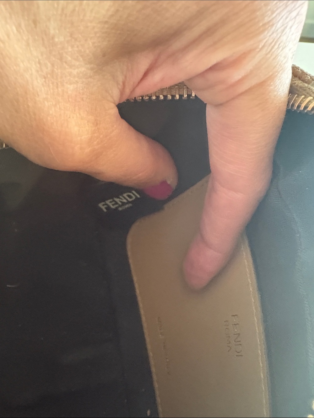 REAL Fendi Tan/Ivory FF Monogram Camera Bag, dust bag, proof of authenticity - Picture 8 of 11